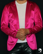 Cargar imagen en el visor de la galería, BLAZER SOLAPA V EXOTICO LISO SATINADO ROSA FUCSIA
