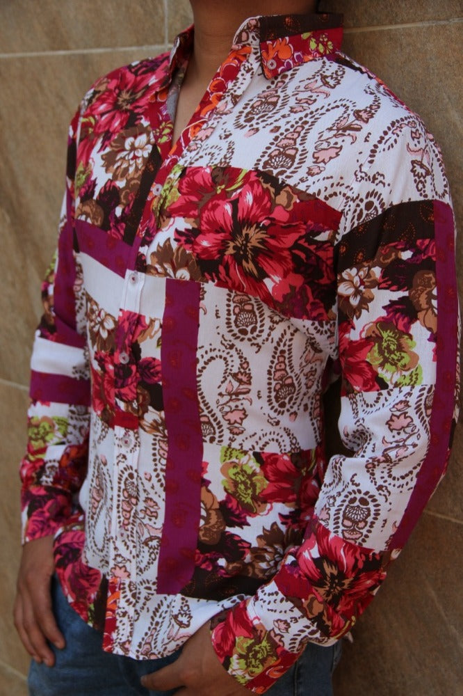 CAMISA MANGA LARGA ESTAMPADO MOSAICOS FLORES FONDO BLANCO