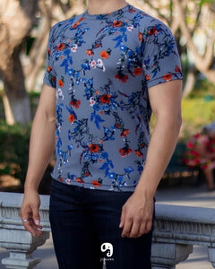 PLAYERA CUELLO REDONDO ESTAMPADO FLORES NARANJA FONDO GRIS