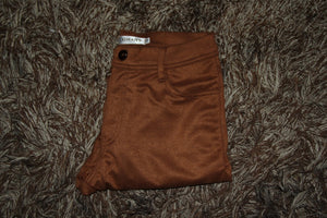PANTALÓN CASUAL AMBER  GAMUZA