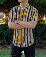 Cargar imagen en el visor de la galería, CAMISA MANGA CORTA RAYAS MOSTAZA LINEAS
