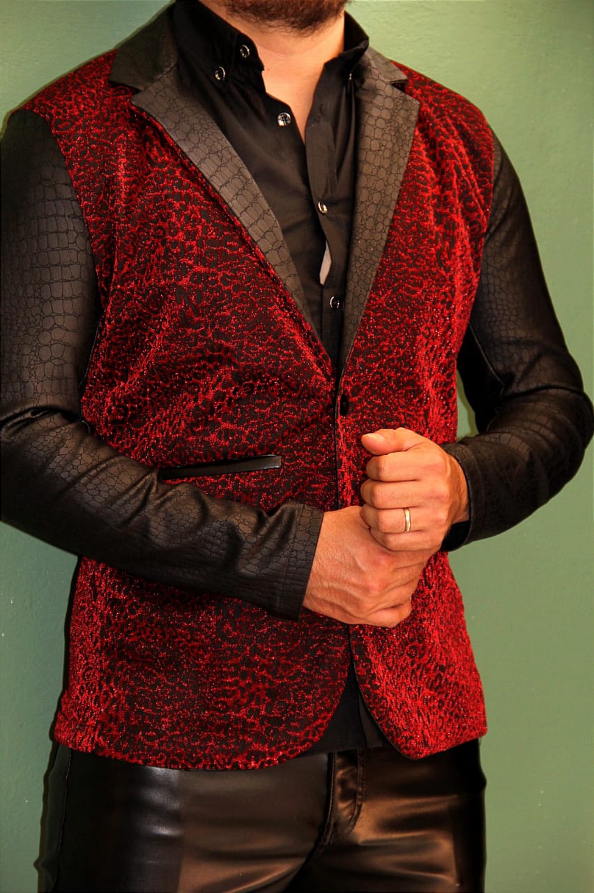 BLAZER SOLAPA V EXOTICO ANIMAL PRINT CON MANGAS EN VINIPIEL VIBORA