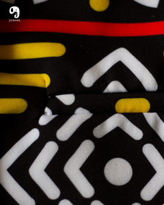 BLAZER SOLAPA V EXOTICO NEGRO GEOMETRICO  EN AMARILLO Y ROJO