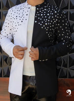 Cargar imagen en el visor de la galería, BLAZER CUELLO MAO  CON PEDRERIA
