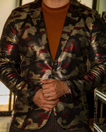 Cargar imagen en el visor de la galería, BLAZER SOLAPA V EXOTICO LICRA MILITAR TIPO VIBORA ROJO
