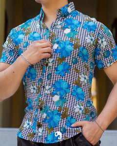 CAMISA MANGA CORTA ESTAMPADO PIXEL NEGRO CON FLORES