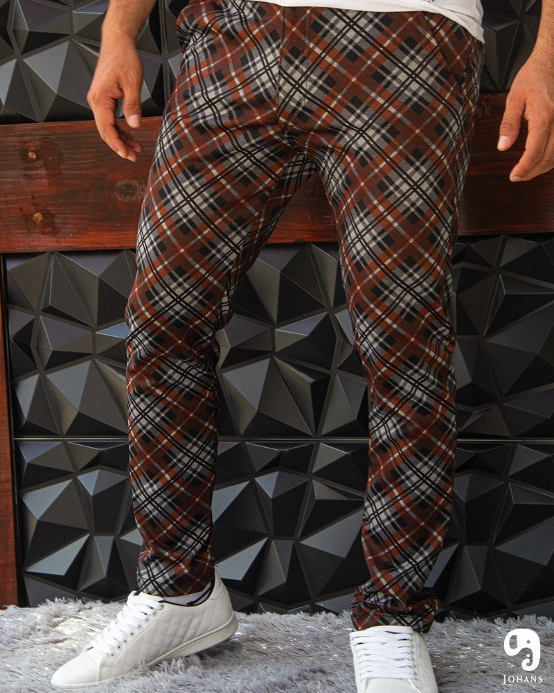PANTALÓN CASUAL ROMBOS GRANDES VINO CON GRIS