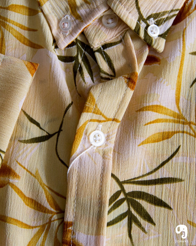 CAMISA MANGA CORTA ESTAMPADO BEIGE PRIMAVERAL