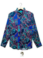 Cargar imagen en el visor de la galería, CAMISA MANGA LARGA ESTAMPADO MOSAICO FLORES AZUL
