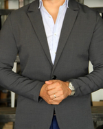 Cargar imagen en el visor de la galería, BLAZER SOLAPA V LISO GRIS OXFORD PAMELA
