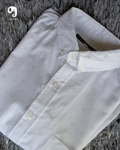 CAMISA MANGA LARGA ESTAMPADO BLANCA SOLES GRISES