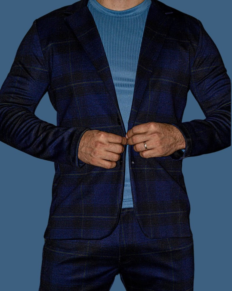 PANTALÓN CASUAL AZUL MARINO CON CUADROS NEGROS