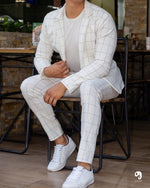 Cargar imagen en el visor de la galería, BLAZER SOLAPA V CASUAL BLANCO CUADROS NEGROS
