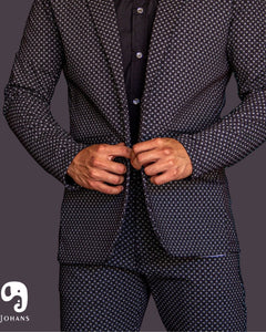 PANTALÓN CASUAL NEGRO CON ROMBOS EN GRIS