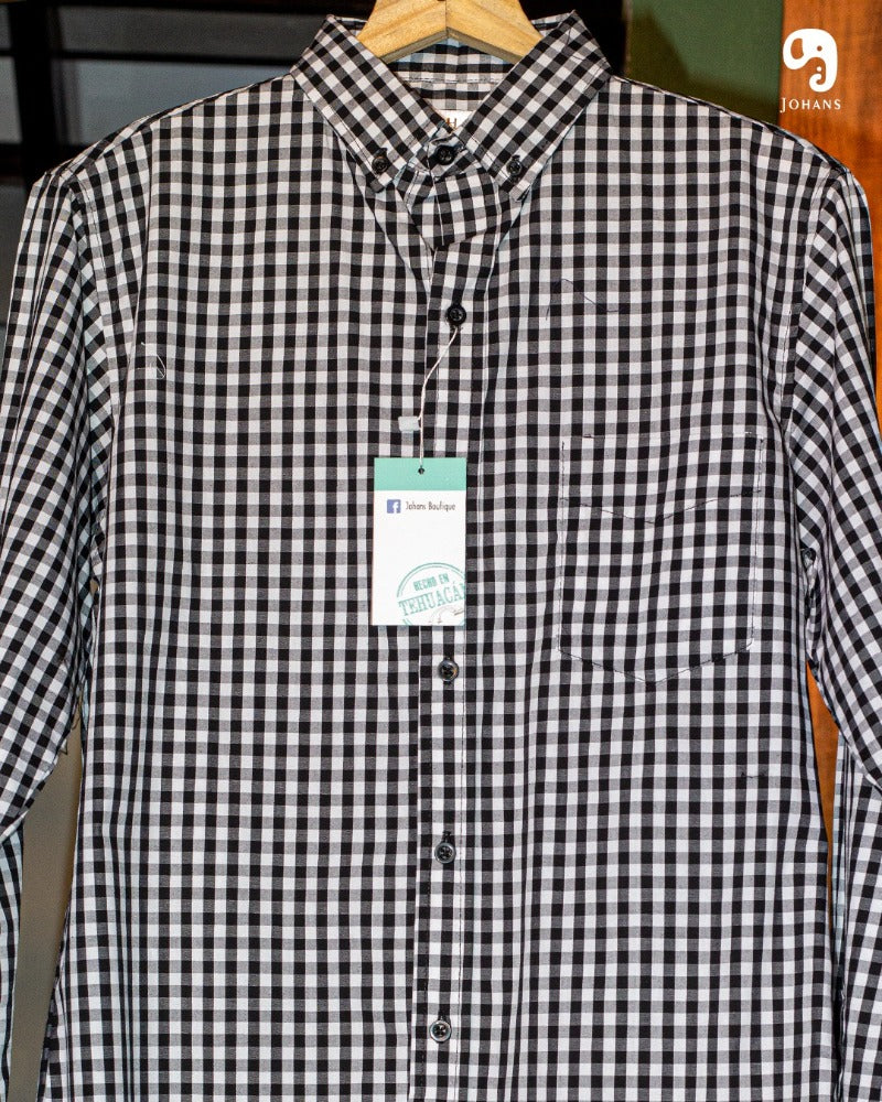 CAMISA MANGA LARGA CUADROS PEQUEÑOS NEGRA CON BLANCO