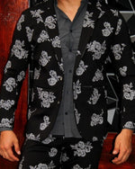 Cargar imagen en el visor de la galería, BLAZER SOLAPA V EXOTICO NEGRO CON ESTAMPADO DE FLORES EN PLATA
