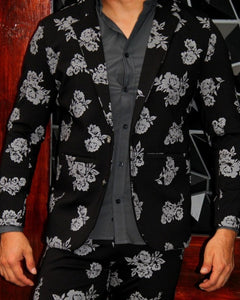 BLAZER SOLAPA V EXOTICO NEGRO CON ESTAMPADO DE FLORES EN PLATA