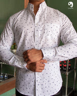 Cargar imagen en el visor de la galería, CAMISA MANGA LARGA ESTAMPADO BLANCA COCTEL

