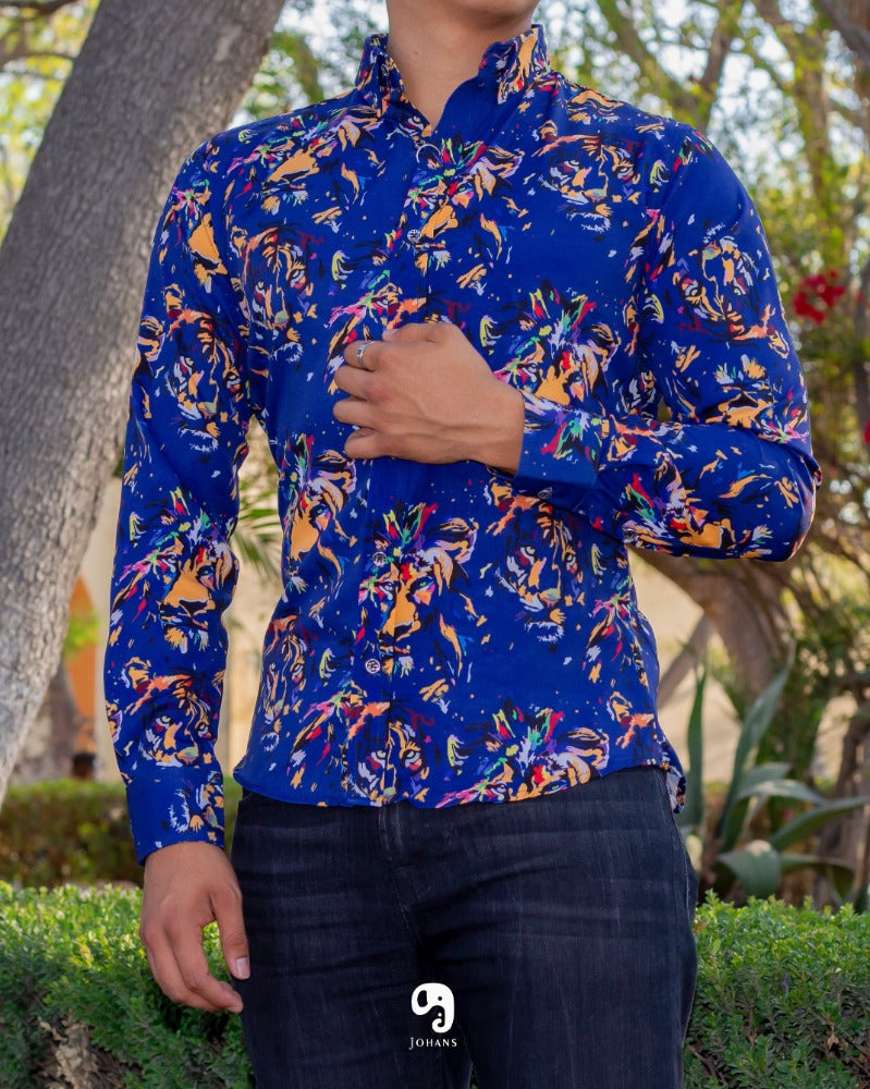 CAMISA MANGA LARGA ESTAMPADO LEON ABSTRACTO