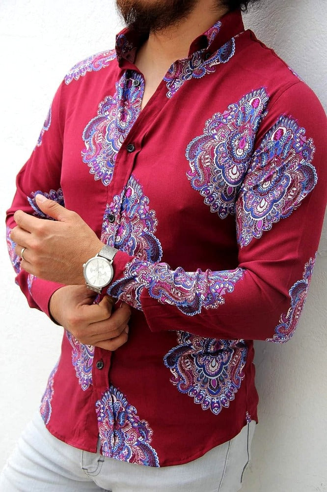 CAMISA MANGA LARGA ESTAMPADO TIPO MANDALA EN VINO