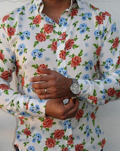CAMISA MANGA LARGA ESTAMPADO BLANCA CON FLORES AZULES