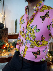 CAMISA MANGA LARGA ESTAMPADO ROSA MIX DE MARIPOSAS