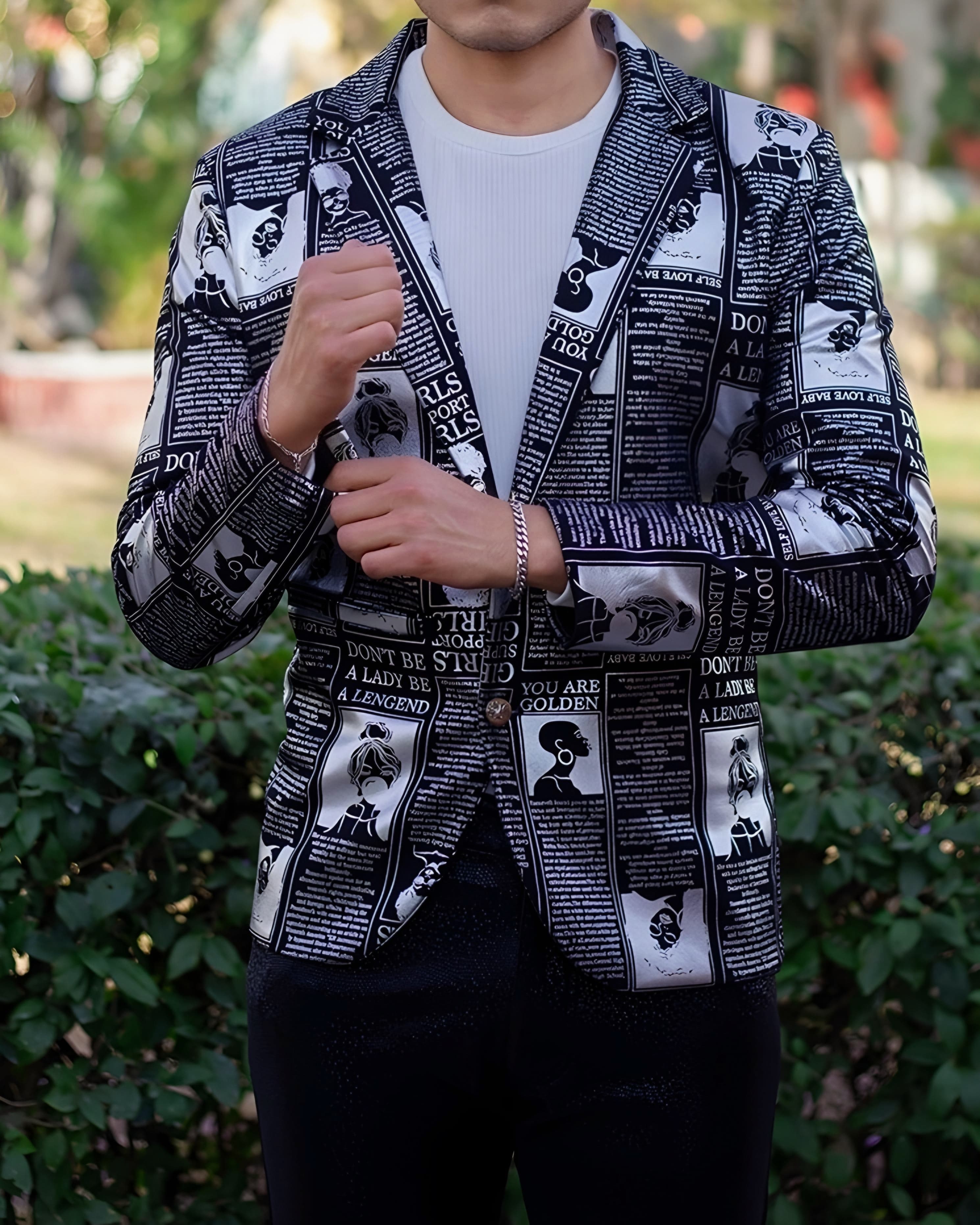 BLAZER SOLAPA V EXOTICO ANUNCIO DE PERIODICO EN COLOR NEGRO