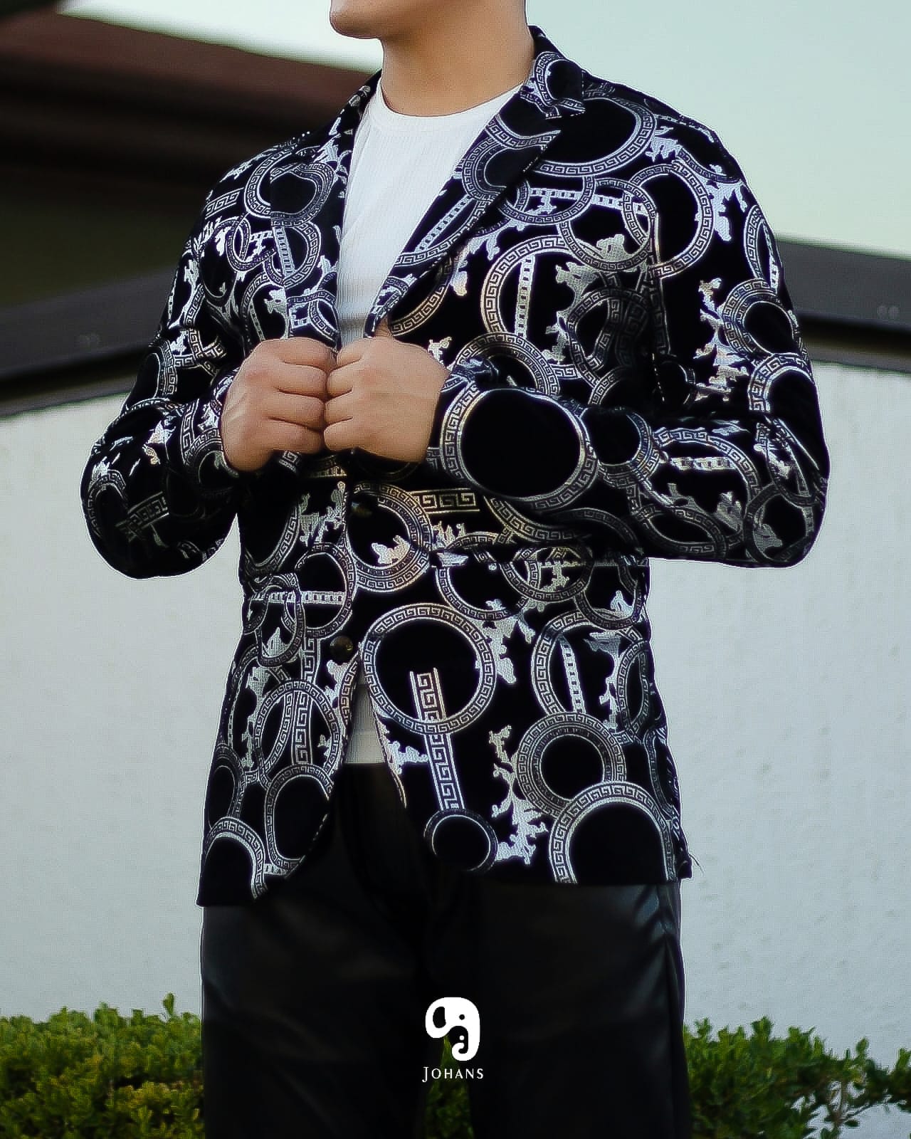 BLAZER SOLAPA V EXOTICO PLATA ESTILO VERSACE