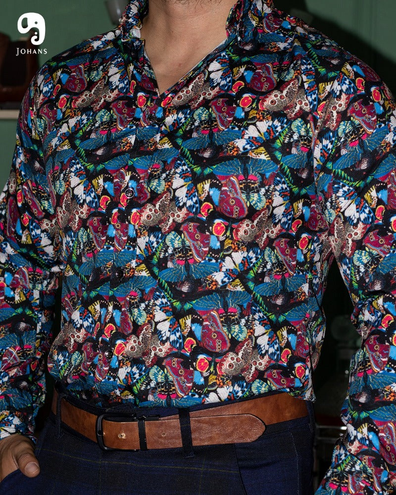 CAMISA MANGA LARGA ESTAMPADO MIX DE MARIPOSAS NEGRO