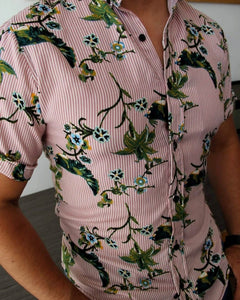 CAMISA MANGA CORTA ESTAMPADO ROSA PRIMAVERAL PAJARITOS VERDES