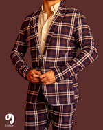 Cargar imagen en el visor de la galería, BLAZER SOLAPA V CUADROS AZUL MARINO CON VINO Y BEIGE
