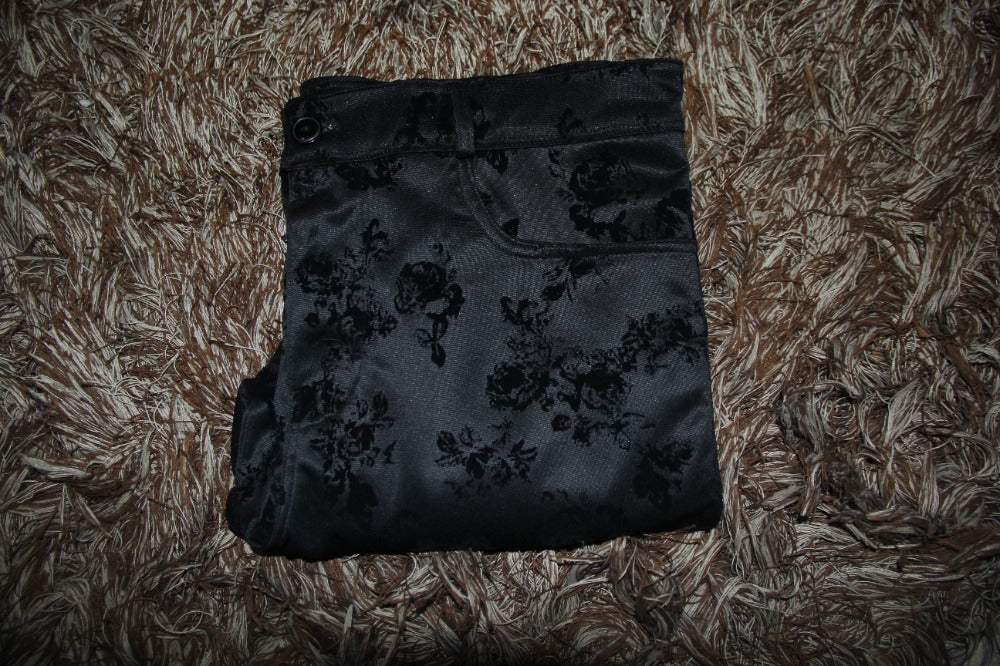 PANTALÓN EXOTICO NEGRO FLORES DE TERCIOPELO