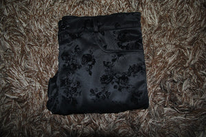 PANTALÓN EXOTICO NEGRO FLORES DE TERCIOPELO