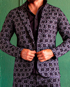 BLAZER SOLAPA V EXOTICO GRIS CON FLORES EN NEGRO