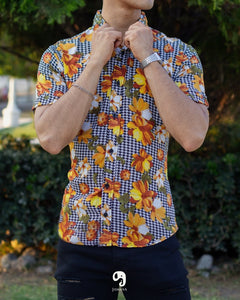 CAMISA MANGA CORTA ESTAMPADA PIXELES Y FLORES AMARILLAS