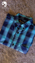 Cargar imagen en el visor de la galería, CAMISA MANGA LARGA CUADROS GRANDES AZUL MARINO CON AZUL CIELO
