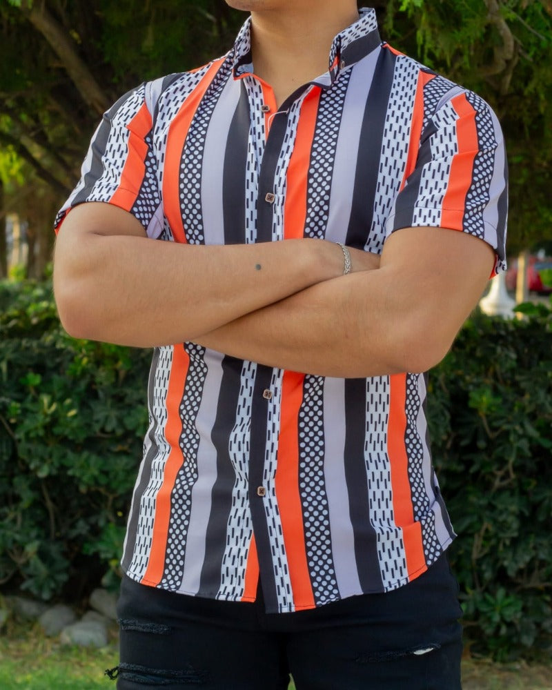 CAMISA MANGA CORTA ESTAMPADO FIGURAS DE RAYAS Y CIRCULOS