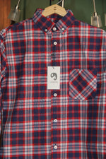 Cargar imagen en el visor de la galería, CAMISA MANGA LARGA CUADROS GRANDES ROJOS
