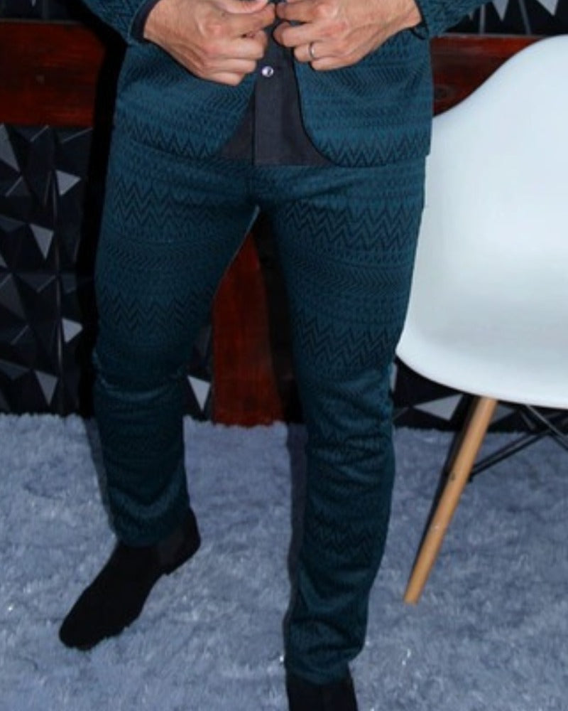 PANTALÓN CASUAL VERDE PETROLEO CON TEXTURA EN NEGRO