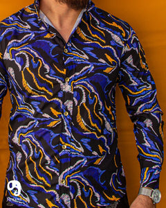 CAMISA MANGA LARGA ESTAMPADO OLEADO MARINO