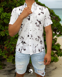 CAMISA MANGA CORTA ESTAMPADO DE HOJARASCA EN COLORES GRISES