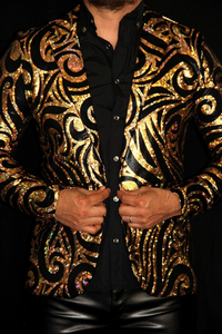 BLAZER SOLAPA V EXOTICO NEGRO CON CURVAS DORADAS