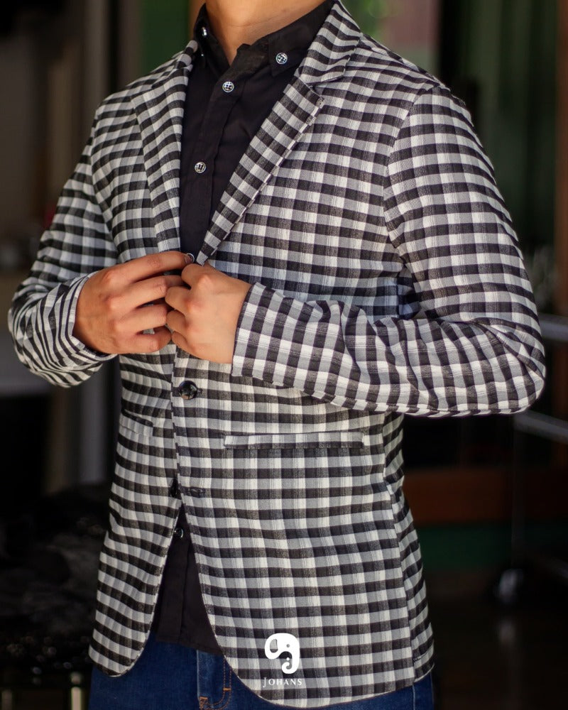 BLAZER SOLAPA V EXOTICO DE CUADROS CON BLANCO